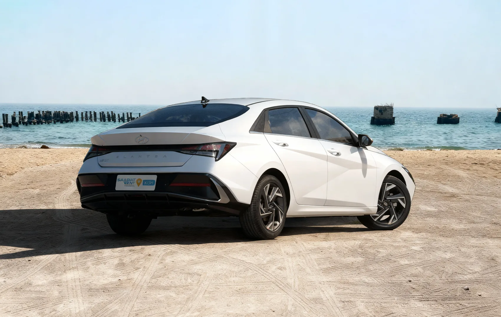 hyundai-elantra-2025-kish-slide-3