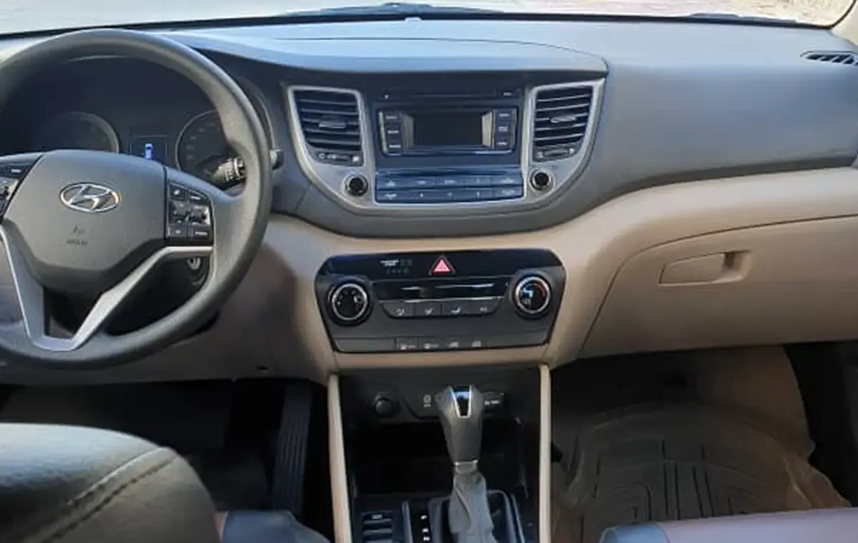 hyundai-tucson-kish-slide-5